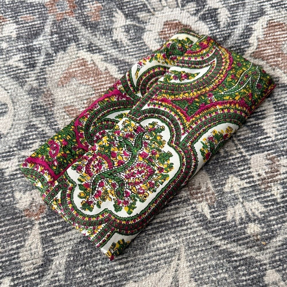 Vintage Beautiful Bryans Hosiery Bag